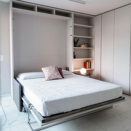 Locarno Studios By Quokka 360 - In The Centre Of Локарно Екстериор снимка